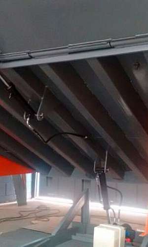 Reparo de niveladora de doca industrial Reparo de niveladora de doca industrial