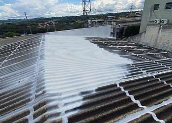 Impermeabilização de telhado de zinco
